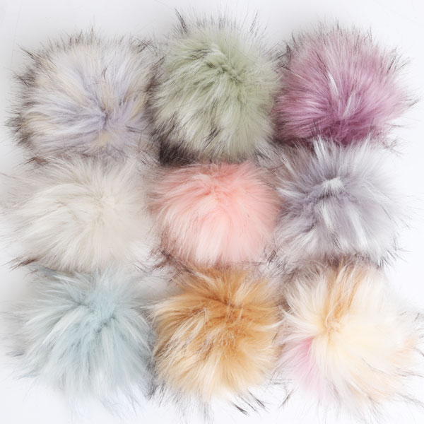 Ashford | Pompom – Large Fur 17 Shades